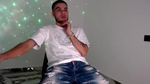 Snapshot of riancum chatting on 04-12-26, 05:01 juan online show from 04-12-26, 05:01