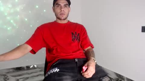 Snapshot of riancum chatting on 05-19-26, 04:30 juan online show from 05-19-26, 04:30