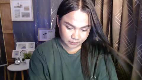 Snapshot of ricahotasain_05 chatting on 01-05-25, 09:15 Rica online show from 01-05-25, 09:15