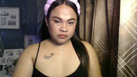 Snapshot of ricahotasain_05 chatting on 01-24-25, 02:30 Rica online show from 01-24-25, 02:30