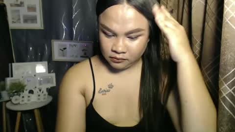 Snapshot of ricahotasain_05 chatting on 02-03-25, 12:14 Rica online show from 02-03-25, 12:14