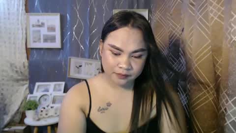 Snapshot of ricahotasain_05 chatting on 02-14-25, 07:38 Rica online show from 02-14-25, 07:38