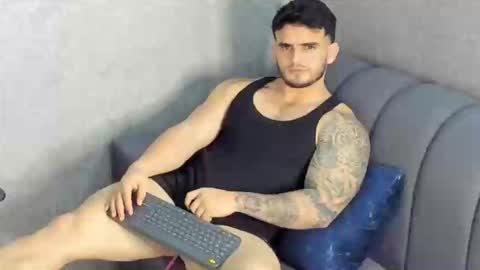 ricardogonzalez666 online show from 12-13-24, 01:26