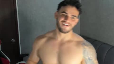 ricardogonzalez666 online show from 12-17-24, 07:26