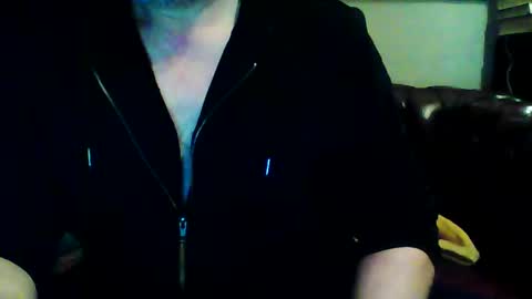 Snapshot of ricderber chatting on 01-11-26, 03:17 Ric online show from 01-11-26, 03:17
