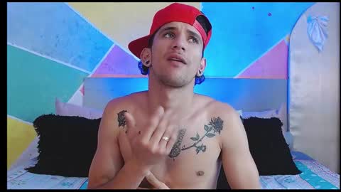 Snapshot of rich_de_la_rosa chatting on 02-03-26, 11:10 rich and kitty online show from 02-03-26, 11:10