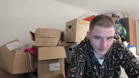 Snapshot of rich_richard567 chatting on 03-06-25, 06:19 rich_richard567 online show from 03-06-25, 06:19