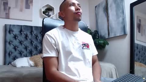 Snapshot of richar_voller chatting on 10-01-25, 11:16 richar_voller online show from 10-01-25, 11:16