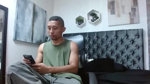 Snapshot of richar_voller chatting on 02-16-26, 12:01 richar_voller online show from 02-16-26, 12:01