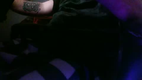 Snapshot of richard11268869 chatting on 12-14-25, 12:10 richard11268869 online show from 12-14-25, 12:10