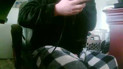 Snapshot of richard11268869 chatting on 12-16-25, 03:06 richard11268869 online show from 12-16-25, 03:06