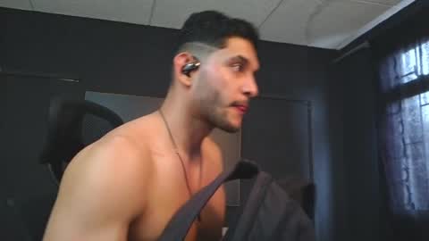 Snapshot of richard_milleer chatting on 06-24-26, 04:50 Ricardo online show from 06-24-26, 04:50