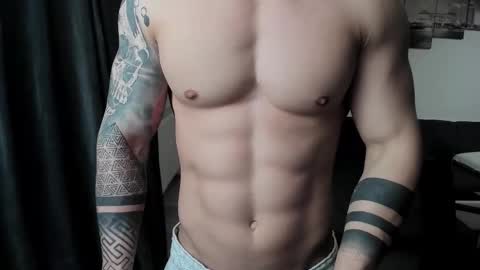 RichardDarell online show from 02-08-26, 07:23