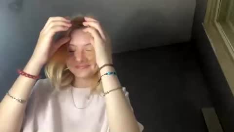 Snapshot of richellearmentrout chatting on 07-09-26, 03:05 jenny online show from 07-09-26, 03:05
