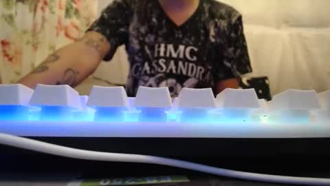 richelle online show from 10-19-25, 04:35