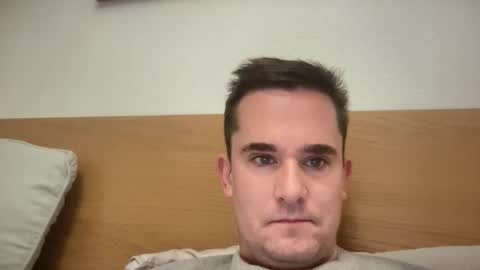 londongent online show from 10-06-25, 08:45