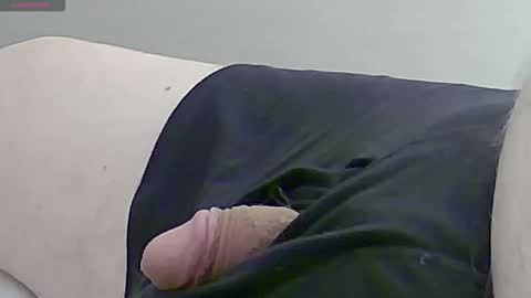 rick18211 online show from 10-22-25, 03:18