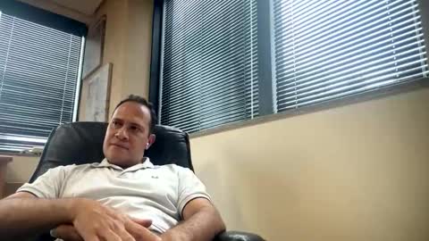 Rick Arian online show from 09-19-25, 05:02