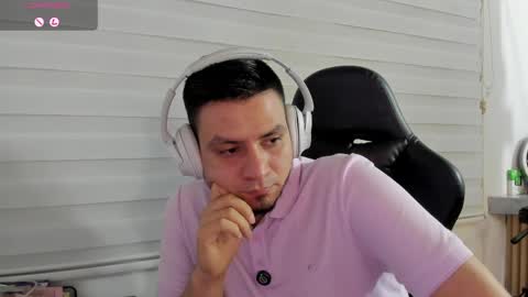 Snapshot of rick_diesel chatting on 04-10-26, 04:28 Rick Diesel online show from 04-10-26, 04:28