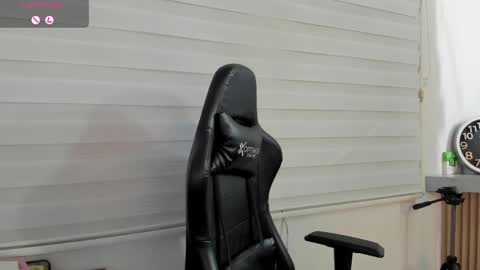Snapshot of rick_diesel chatting on 04-11-26, 04:06 Rick Diesel online show from 04-11-26, 04:06