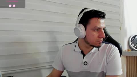 Snapshot of rick_diesel chatting on 05-05-26, 04:31 Rick Diesel online show from 05-05-26, 04:31