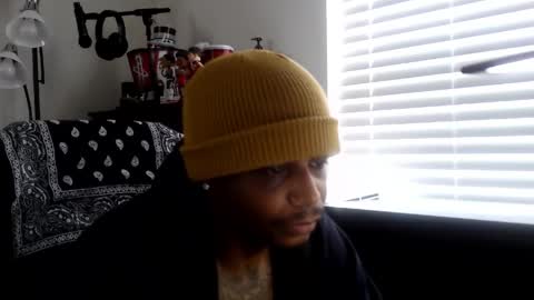 Snapshot of rickavelli chatting on 04-15-26, 02:46 Rick online show from 04-15-26, 02:46