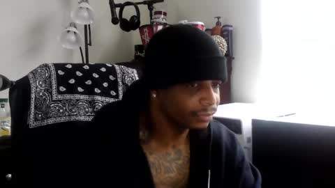 Snapshot of rickavelli chatting on 04-16-26, 04:30 Rick online show from 04-16-26, 04:30