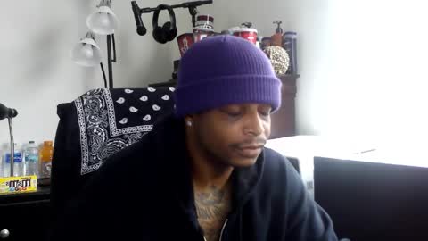Snapshot of rickavelli chatting on 04-19-26, 06:10 Rick online show from 04-19-26, 06:10