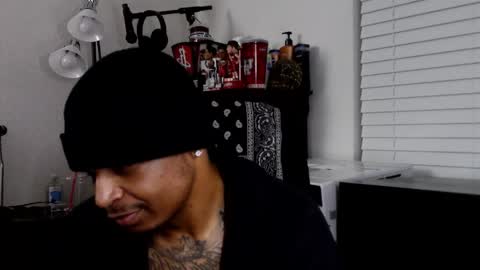 Snapshot of rickavelli chatting on 05-15-26, 01:56 Rick online show from 05-15-26, 01:56