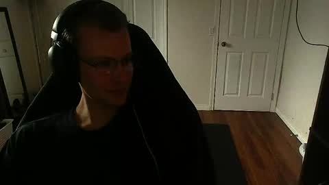 Snapshot of rickgosling chatting on 06-01-26, 02:02 rickgosling online show from 06-01-26, 02:02