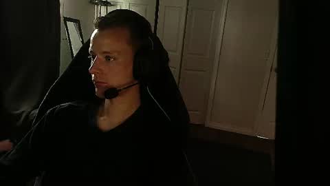 Snapshot of rickgosling chatting on 06-14-26, 10:23 rickgosling online show from 06-14-26, 10:23
