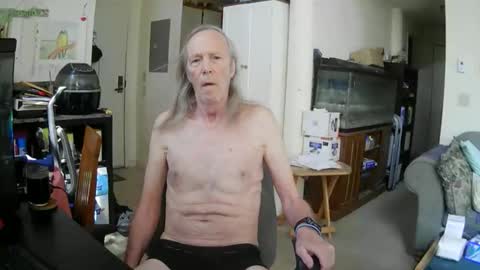 Snapshot of rickl56 chatting on 04-16-26, 03:57 rickl56 online show from 04-16-26, 03:57