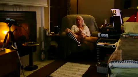 PINK HOLE TWINK online show from 02-28-25, 08:53