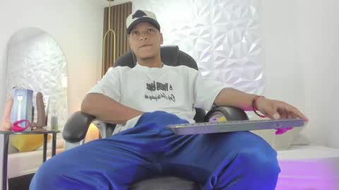 Ricky  online show from 10-03-25, 01:30