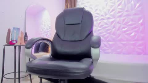 Ricky  online show from 10-15-25, 03:12