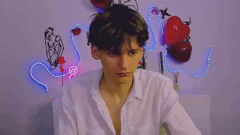 Rico online show from 02-09-26, 08:24