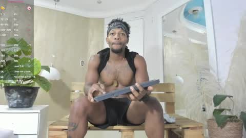 Snapshot of ricobrown777 chatting on 04-12-26, 03:33 RicoBrowm online show from 04-12-26, 03:33
