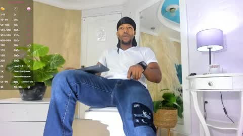 Snapshot of ricobrown777 chatting on 04-28-26, 04:17 RicoBrowm online show from 04-28-26, 04:17