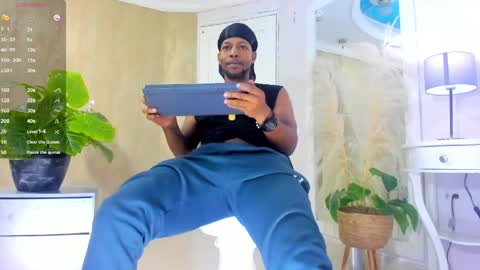 Snapshot of ricobrown777 chatting on 05-13-26, 03:59 RicoBrowm online show from 05-13-26, 03:59