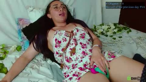 Snapshot of ricocandy chatting on 02-19-26, 04:19 Candy online show from 02-19-26, 04:19