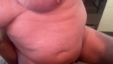 Snapshot of ridiridi chatting on 12-20-24, 02:05 ridiridi online show from 12-20-24, 02:05