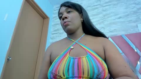 Snapshot of rihanna_abiodun chatting on 01-12-25, 01:42 Rihanna Abiodun online show from 01-12-25, 01:42