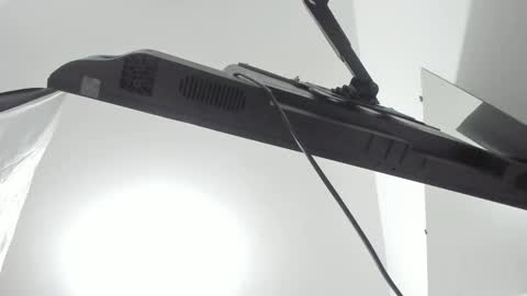 Rihanna hotx online show from 11-14-25, 03:16