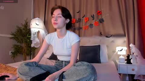 Snapshot of rihanna_walker chatting on 10-26-25, 01:22 rihanna_walker online show from 10-26-25, 01:22