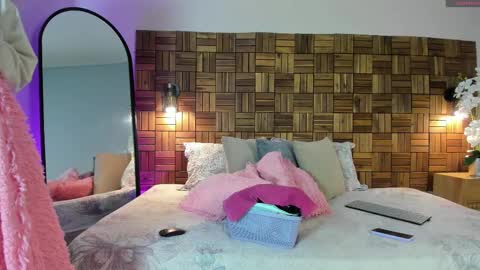 Sara online show from 09-12-25, 10:15