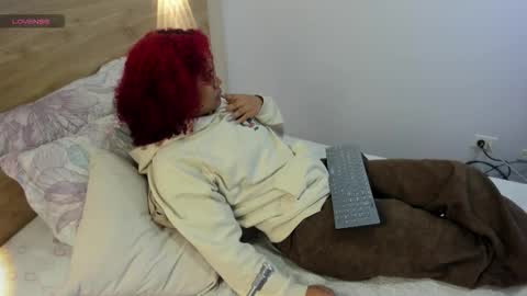 Snapshot of rihannadeep chatting on 03-04-26, 09:59 Sara online show from 03-04-26, 09:59