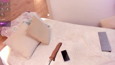 Snapshot of rihannadeep chatting on 03-08-26, 10:30 Sara online show from 03-08-26, 10:30