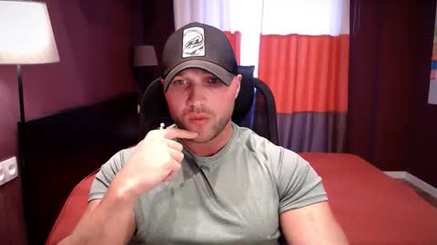 Snapshot of rikadler chatting on 10-12-25, 10:36 rikadler online show from 10-12-25, 10:36