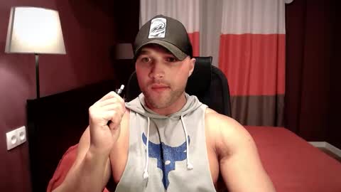 Snapshot of rikadler chatting on 11-04-25, 12:04 rikadler online show from 11-04-25, 12:04