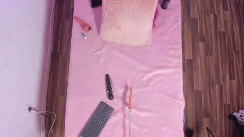 Snapshot of riley_reid_19 chatting on 12-10-24, 06:11 kamila online show from 12-10-24, 06:11